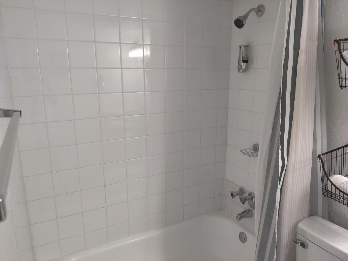 Centauri Vacation Rentals Beautiful 2-Bedroom Condo, Near All Orlando Attractions, Free Parking & Wi-Fi, King Bed Exteriör bild